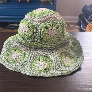 Steve Madden Granny Square Crochet-Style Paper Yarn Bucket Hat